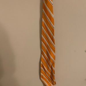 Roundtree and Yorke silk orange tie